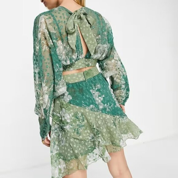 ASOS textured mixed green floral mini dress with ruffle hem Sz 4 fairy ethereal - Picture 2 of 11